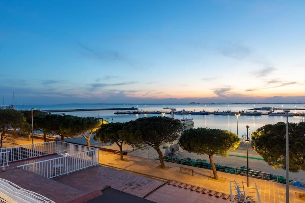 Merce 30-Amplia Casa De Vacaciones Con Vistas Al Mar Roses Exterior photo
