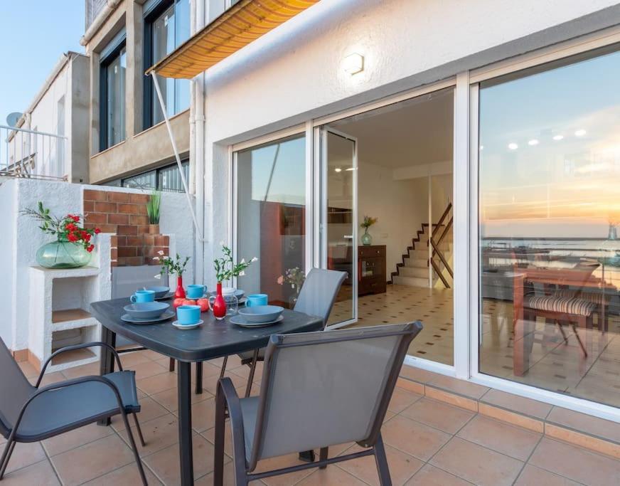 Merce 30-Amplia Casa De Vacaciones Con Vistas Al Mar Roses Exterior photo